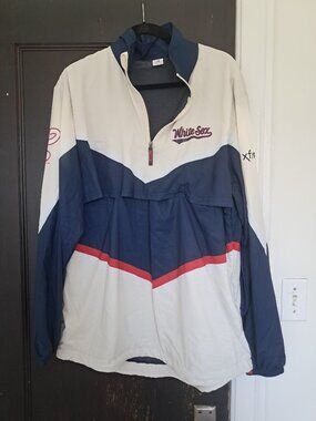 White Sox windbreaker promo NWOT.